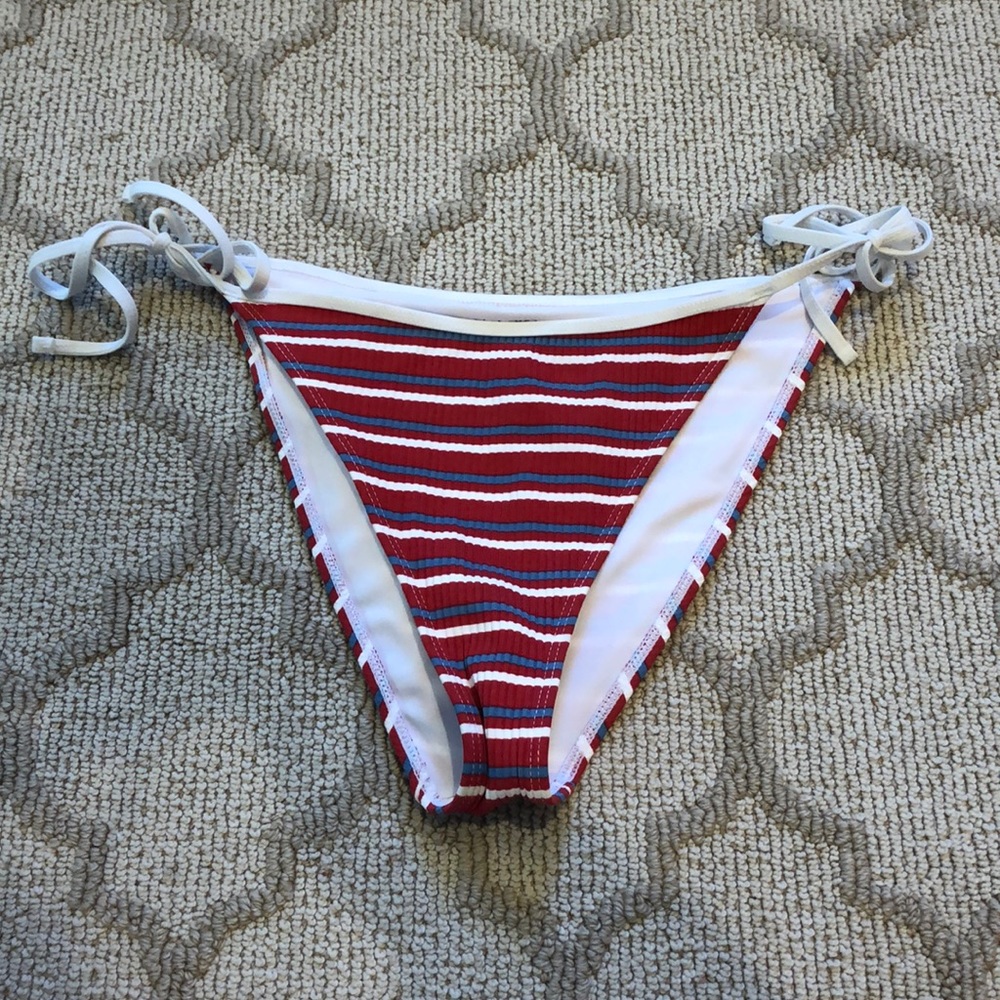 Bikini bottoms